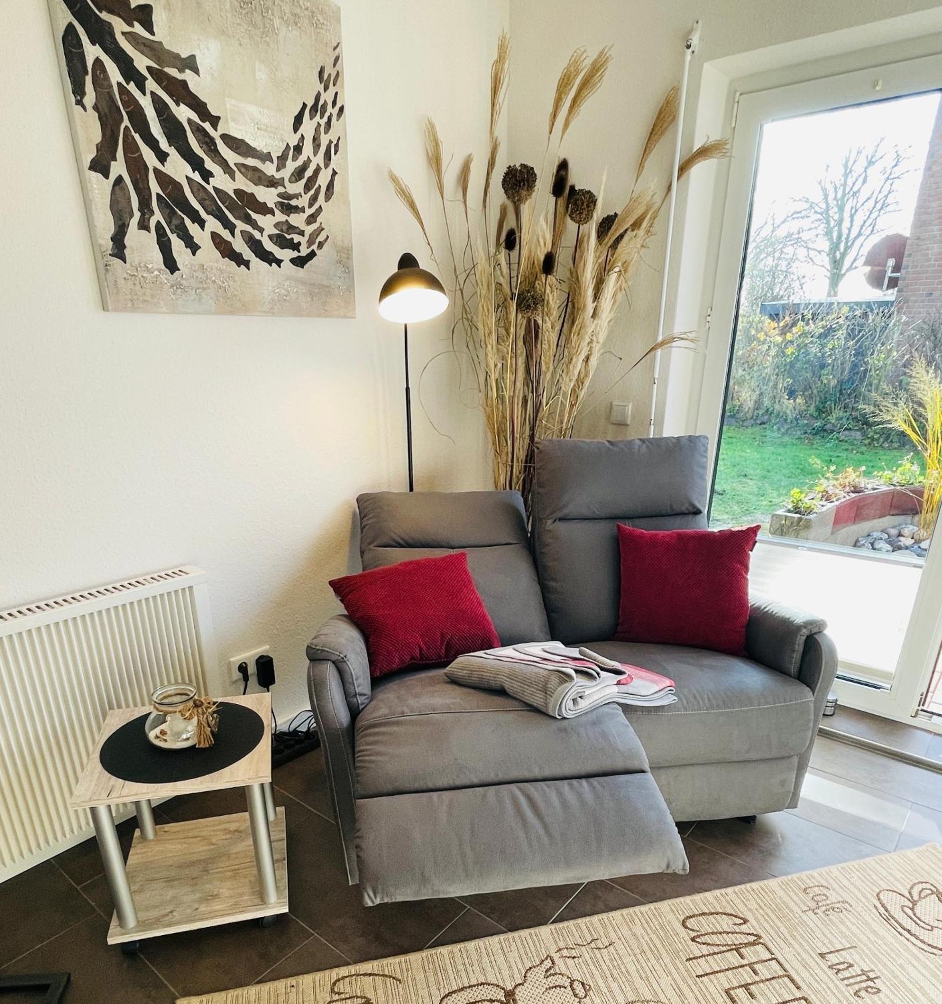 Segelund - Zeit Fuer Uns- Ruhige Und Sonnige Ferienwohnung Mit Terrasse Und Garten Nahe Strand Und Ostsee Schönhagen Eksteriør bilde
