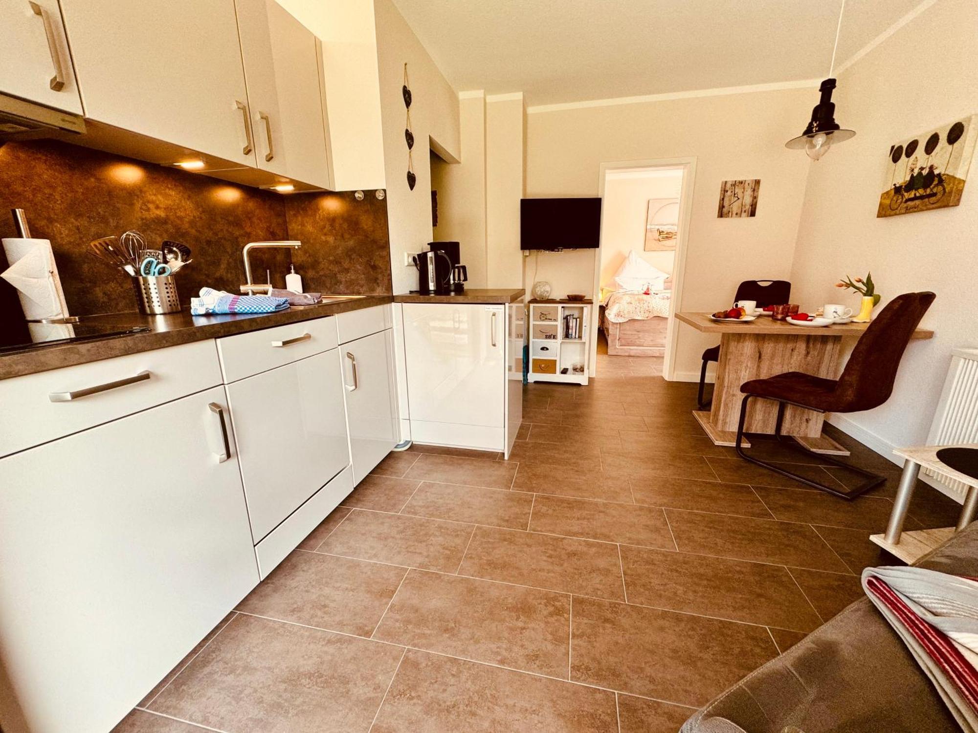 Segelund - Zeit Fuer Uns- Ruhige Und Sonnige Ferienwohnung Mit Terrasse Und Garten Nahe Strand Und Ostsee Schönhagen Eksteriør bilde